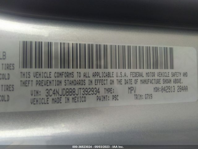 3C4NJDBB8JT392934 Jeep Compass Latitude