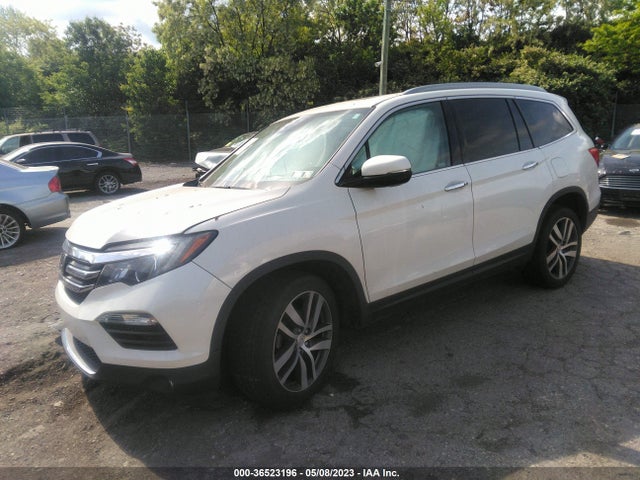 Honda Pilot Touring 2018 5FNYF6H9XJB010397 Image 2