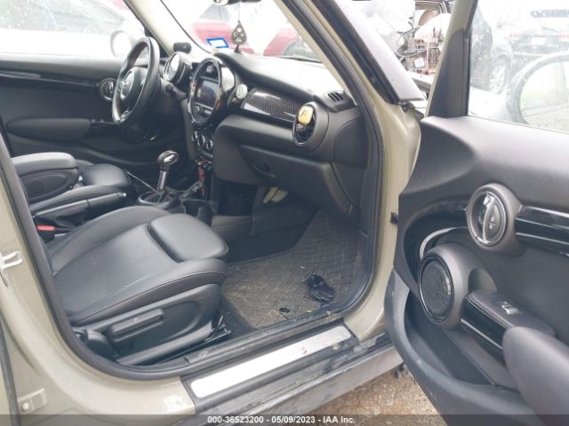 WMWXU3C55K2F52032 Mini Hardtop 4 Door Cooper S