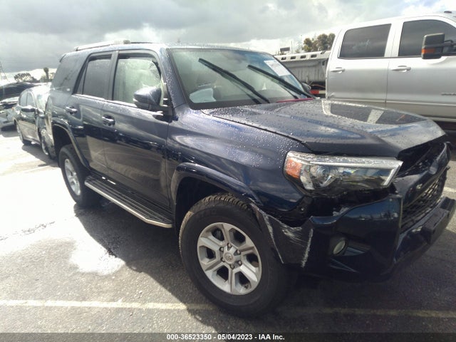 Toyota 4RUNNER SR5 2019 JTEBU5JR2K5671517 Image 1
