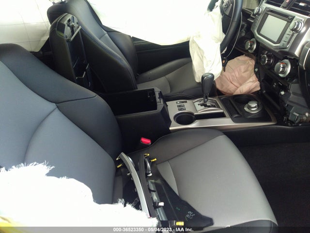 Toyota 4RUNNER SR5 2019 JTEBU5JR2K5671517 Image 6