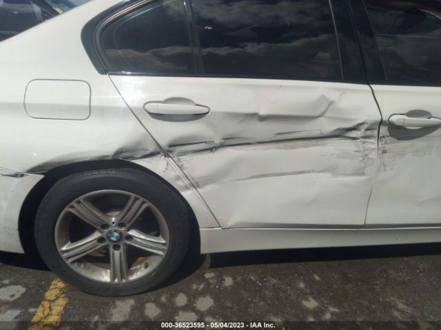 WBA3C1C59FP852071 BMW 3 Series 328i