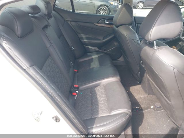 1N4AA6AP5HC429957 Nissan Maxima Platinum