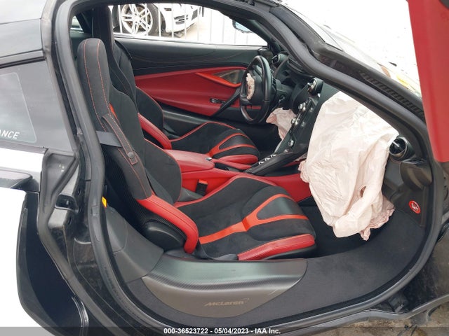 2018 McLaren 720S, VIN: SBM14DCAXJW000906