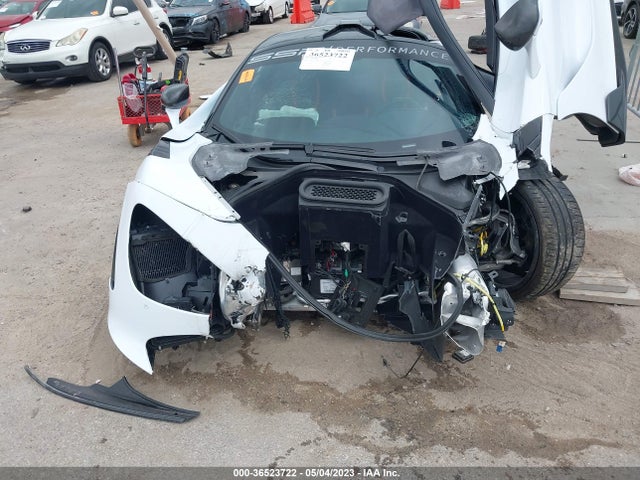 2018 McLaren 720S, VIN: SBM14DCAXJW000906