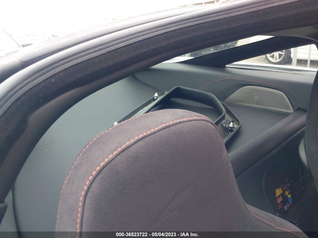 2018 McLaren 720S, VIN: SBM14DCAXJW000906