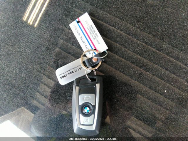 WBA3C3C5XFP663599 BMW 3 Series 320i Xdrive