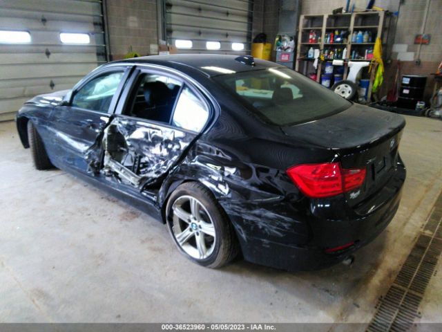 WBA3C3C5XFP663599 BMW 3 Series 320i Xdrive