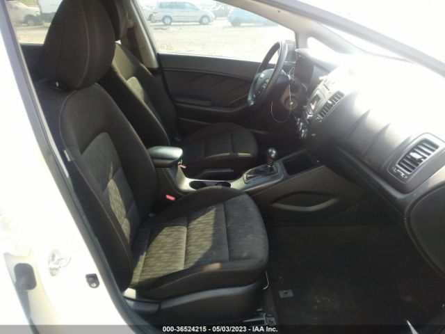 KNAFK4A6XG5605586 KIA FORTE LX