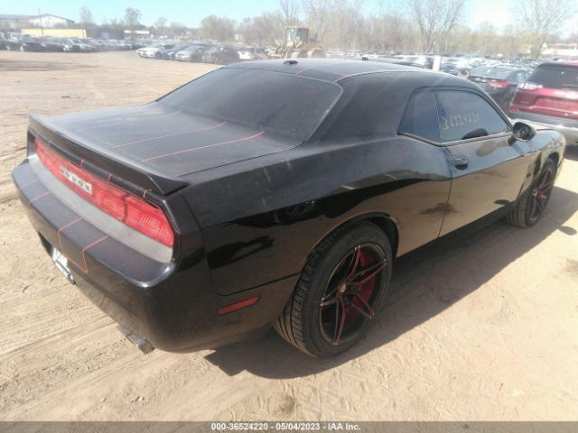 2C3CDYBT3EH139800 Dodge Challenger R/t