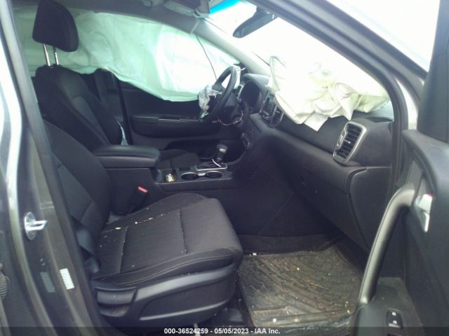 KNDPMCAC4H7220130 KIA Sportage Lx