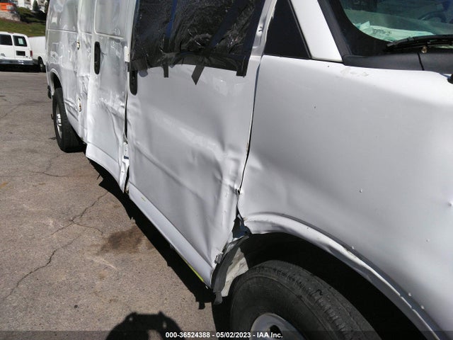 Chevrolet EXPRESS CARGO VAN 2018 1GCWGBFP9J1175770 Image 6