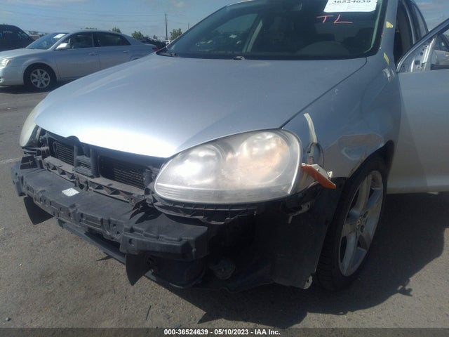 2008 VOLKSWAGEN JETTA SEDAN SE/SEL VIN: 3VWRZ71K58M106861