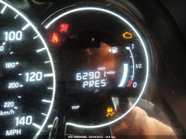 3N1CE2CP8HL353929 Nissan Versa Note Sv