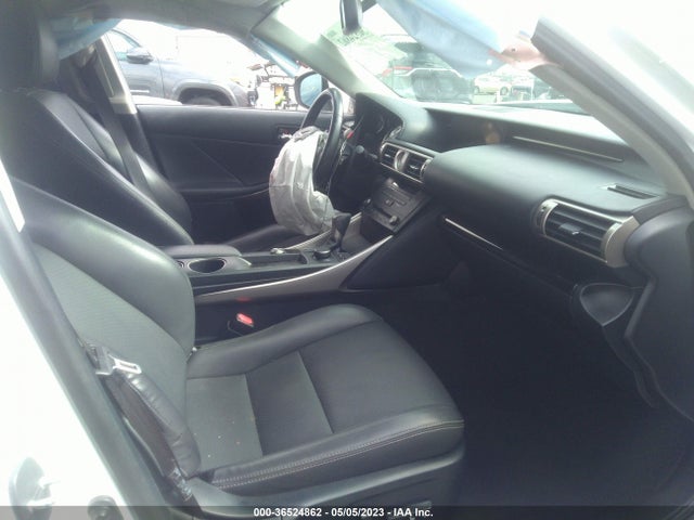 JTHBA1D20G5019313 Lexus IS 200T