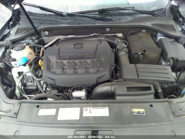1VWAA7A37JC005793 Volkswagen Passat 2.0t S/r-line