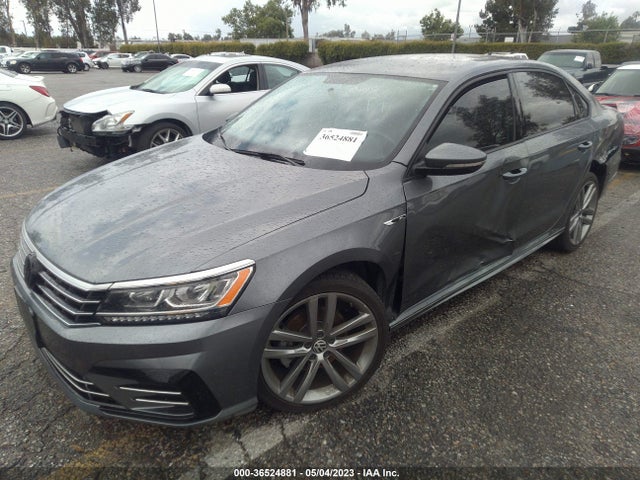 1VWAA7A37JC005793 Volkswagen Passat 2.0t S/r-line