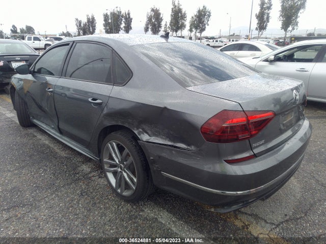 1VWAA7A37JC005793 Volkswagen Passat 2.0t S/r-line