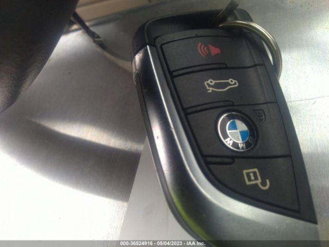 WBXHU7C31J3H42807 BMW X1 Sdrive28i