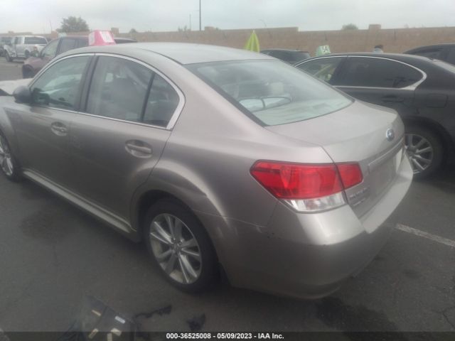 4S3BMBA68E3010986 Subaru Legacy 2.5i