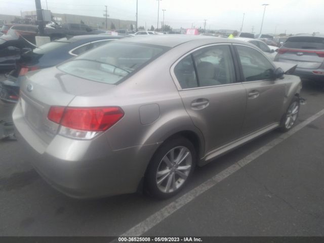 4S3BMBA68E3010986 Subaru Legacy 2.5i