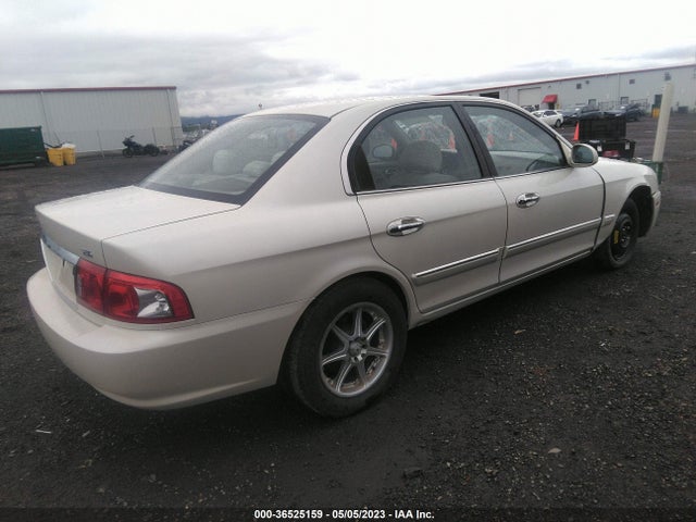 2003 KIA OPTIMA LX V6/SE VIN: KNAGD128X35214218