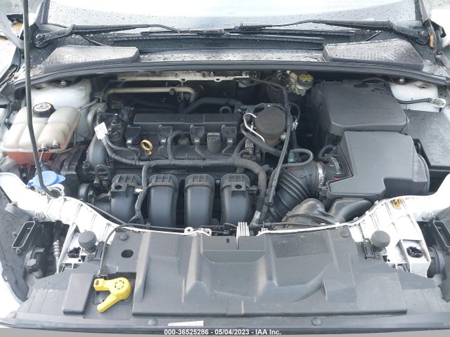 Ford FOCUS SE 2016 1FADP3K28GL277197 Image 10