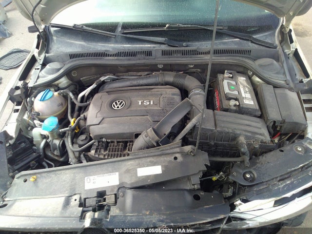 3VWD17AJ8EM287507 Volkswagen Jetta Sedan Se