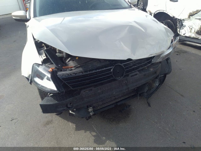 3VWD17AJ8EM287507 Volkswagen Jetta Sedan Se