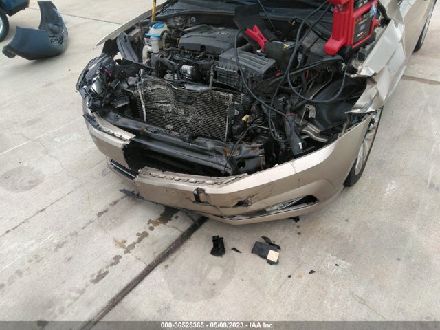 1VWCT7A39GC064419 Volkswagen Passat 1.8t Sel