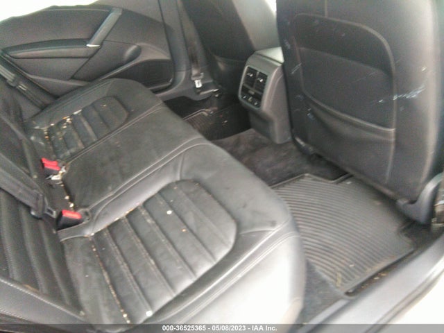 1VWCT7A39GC064419 Volkswagen Passat 1.8t Sel