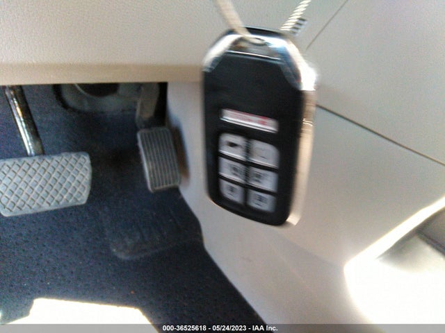 Honda Odyssey Elite 2018 5FNRL6H99JB108947 Image 3