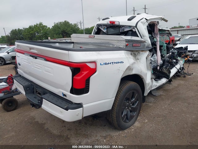 2022 Ford F-150 Lightning, VIN: 1FTVW1EV1NWG11027