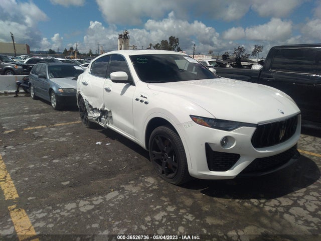 2022 Maserati Levante, VIN: ZN661YUM6NX388562