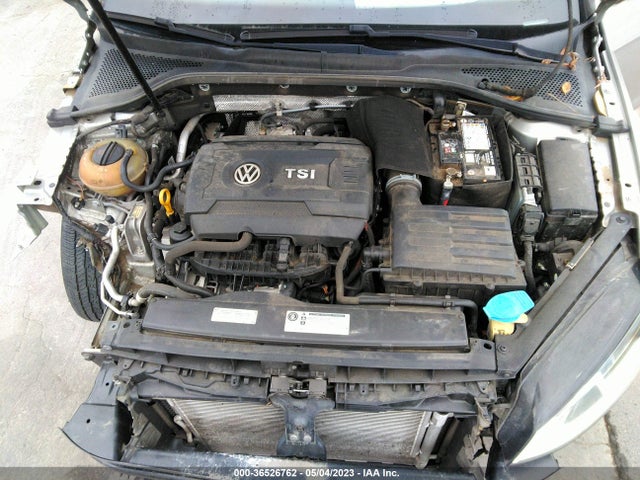 3VW217AU8FM090615 Volkswagen Golf Tsi S