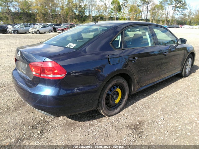 2013 VOLKSWAGEN PASSAT S VIN: 1VWAP7A31DC105102