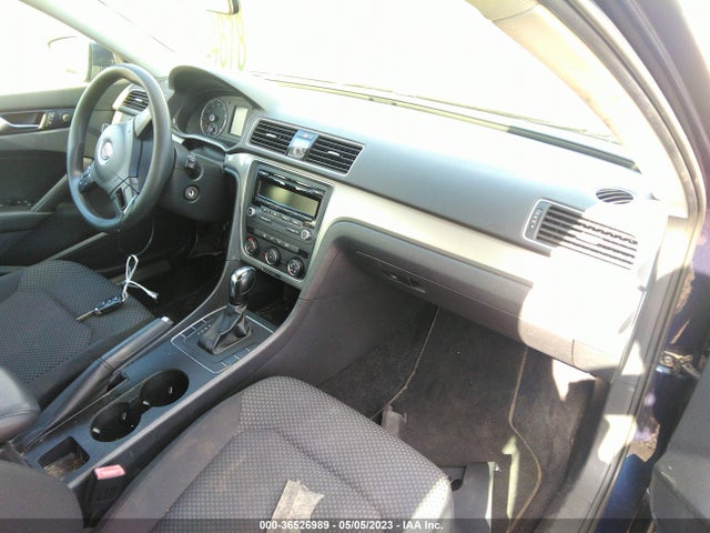 2013 VOLKSWAGEN PASSAT S VIN: 1VWAP7A31DC105102