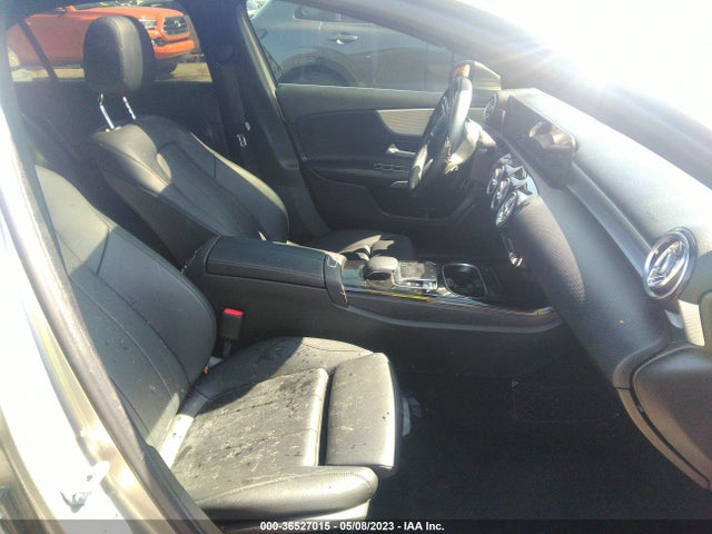 WDD3G4EB9KW022353 Mercedes-Benz A-class A 220