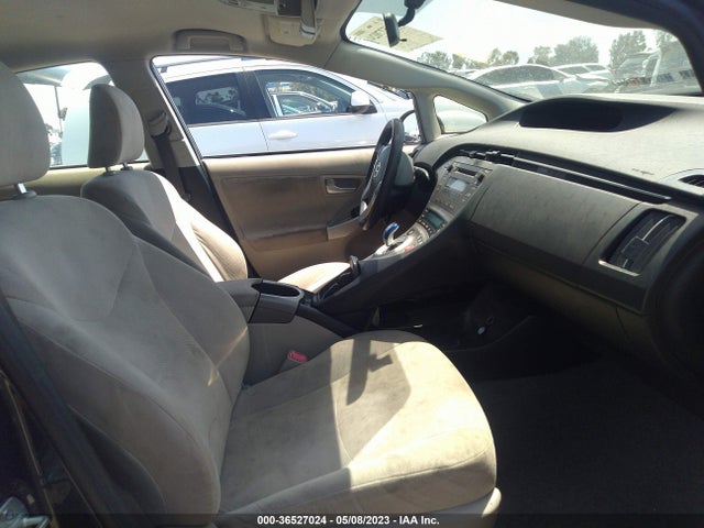 Toyota Prius Four 2015 JTDKN3DU5F0408771 Image 6
