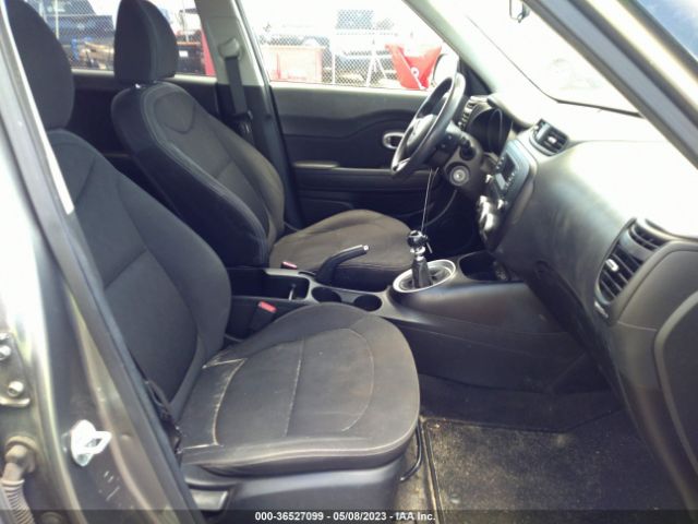 KNDJN2A21E7044301 KIA Soul Base