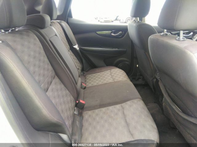 JN1BJ1CP9HW036477 Nissan Rogue Sport Sv