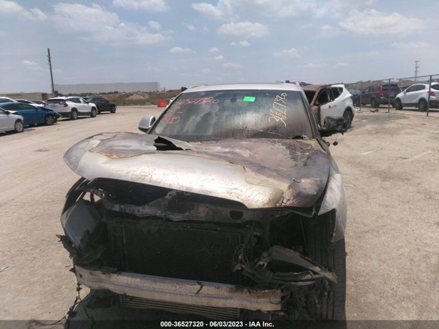 WA1LFAFP3EA100868 Audi Q5 Premium Plus