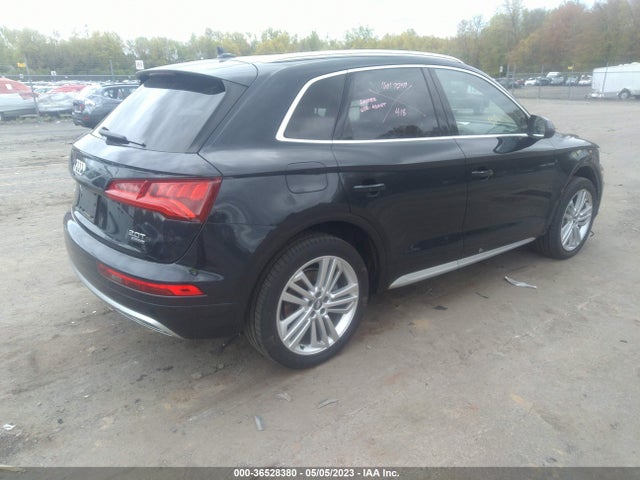 WA1BNAFY7J2233130 Audi Q5 Premium Plus
