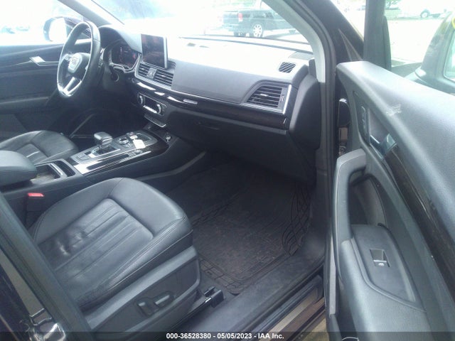 WA1BNAFY7J2233130 Audi Q5 Premium Plus