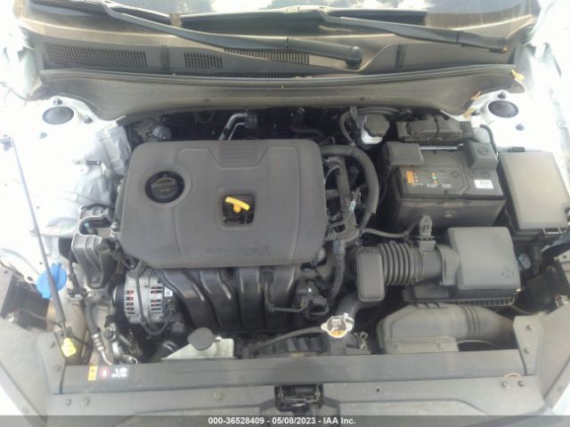 3KPF24AD1ME282157 KIA Forte Lxs
