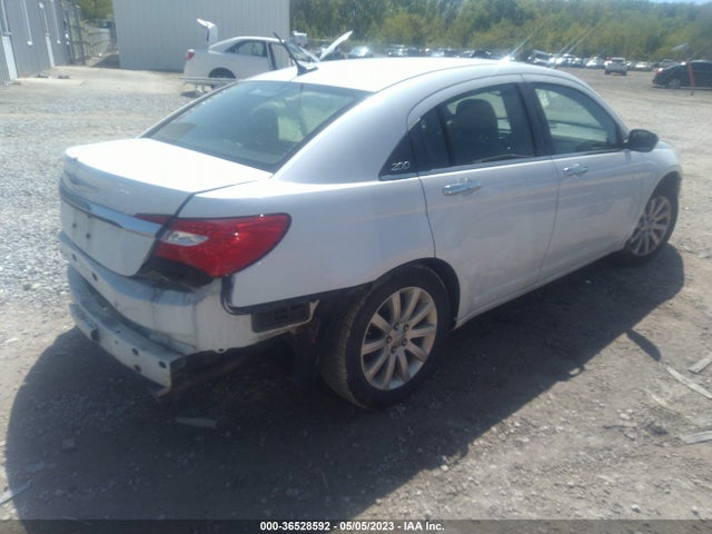 2013 CHRYSLER 200 LIMITED VIN: 1C3CCBCG9DN744363