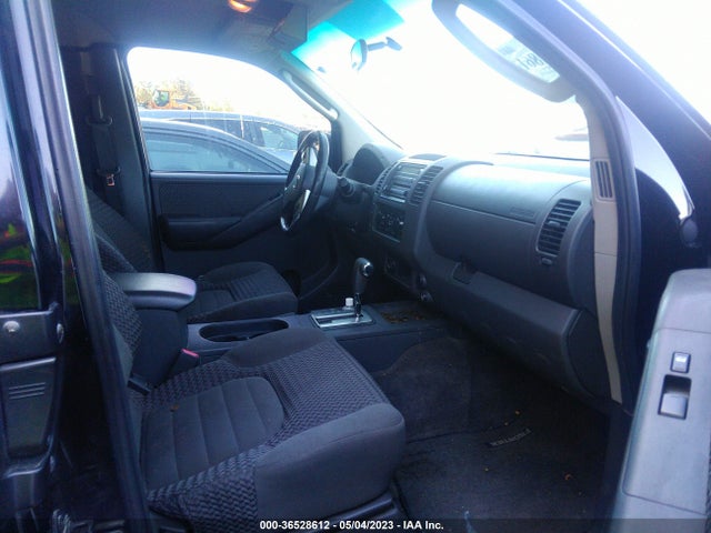 2005 NISSAN FRONTIER 4WD LE VIN: 1N6AD06W95C400128