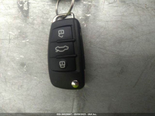 WA1EFCFS8FR001278 Audi Q3 2.0t Premium Plus