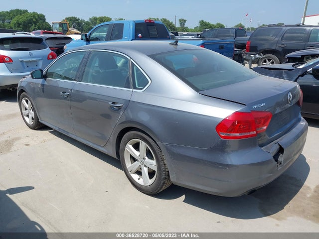 1VWAS7A38FC090129 Volkswagen Passat 1.8t Limited Edition