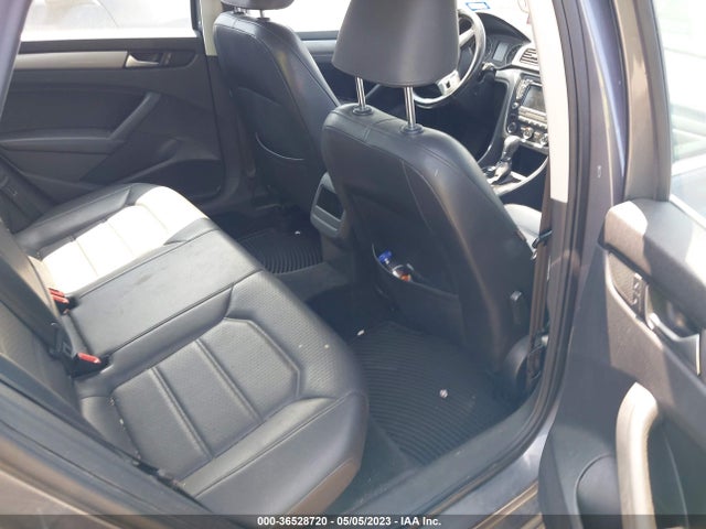 1VWAS7A38FC090129 Volkswagen Passat 1.8t Limited Edition